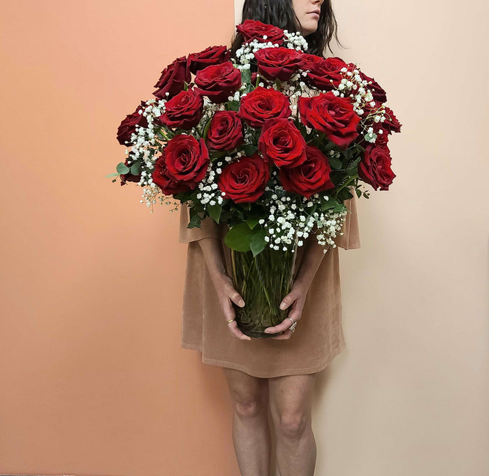 4 Dozen Roses in a vase_Flower Arrangement_Floral Fixx Design Studio_The Floral Fixx