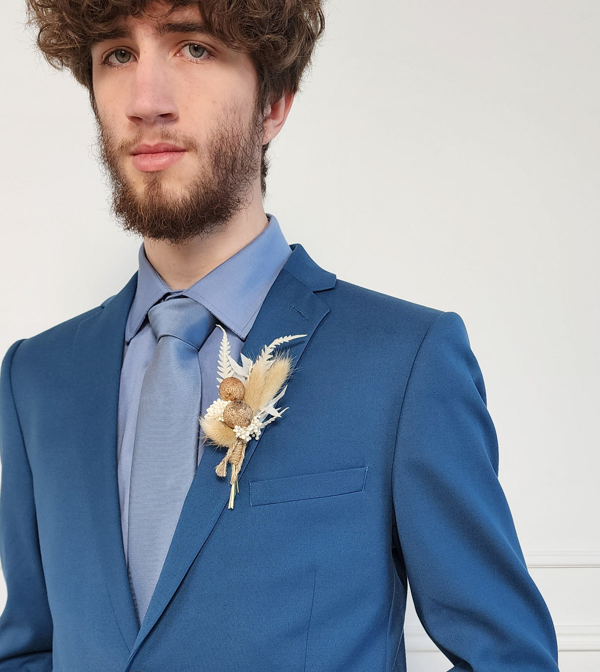 Dry Wit Achievement Boutonniere