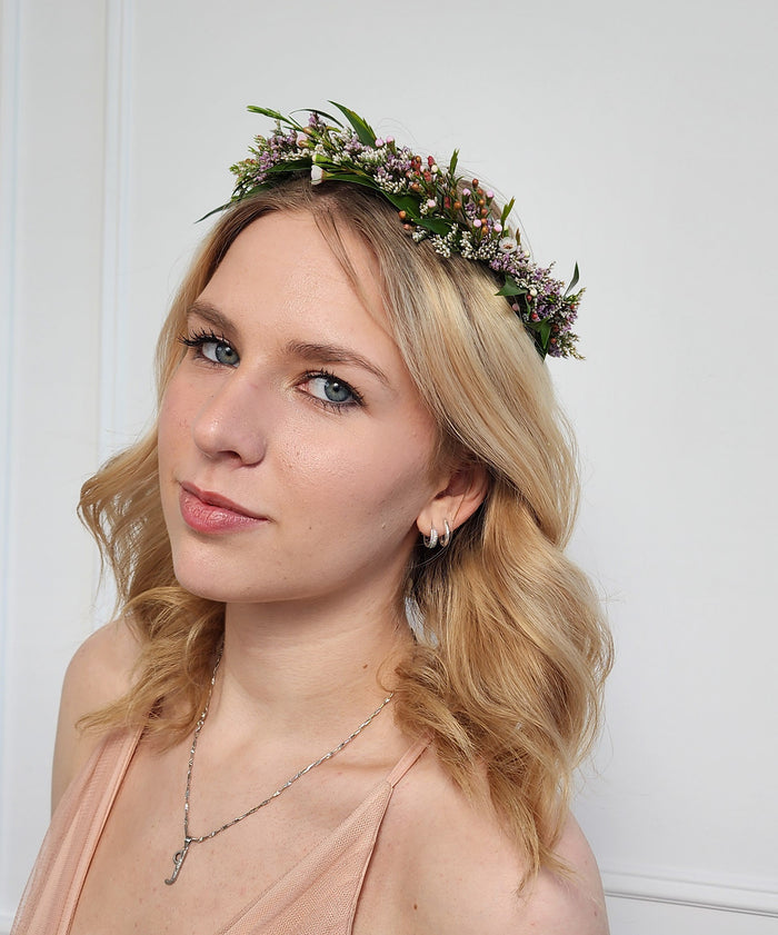 Cap Craze Flower Crown