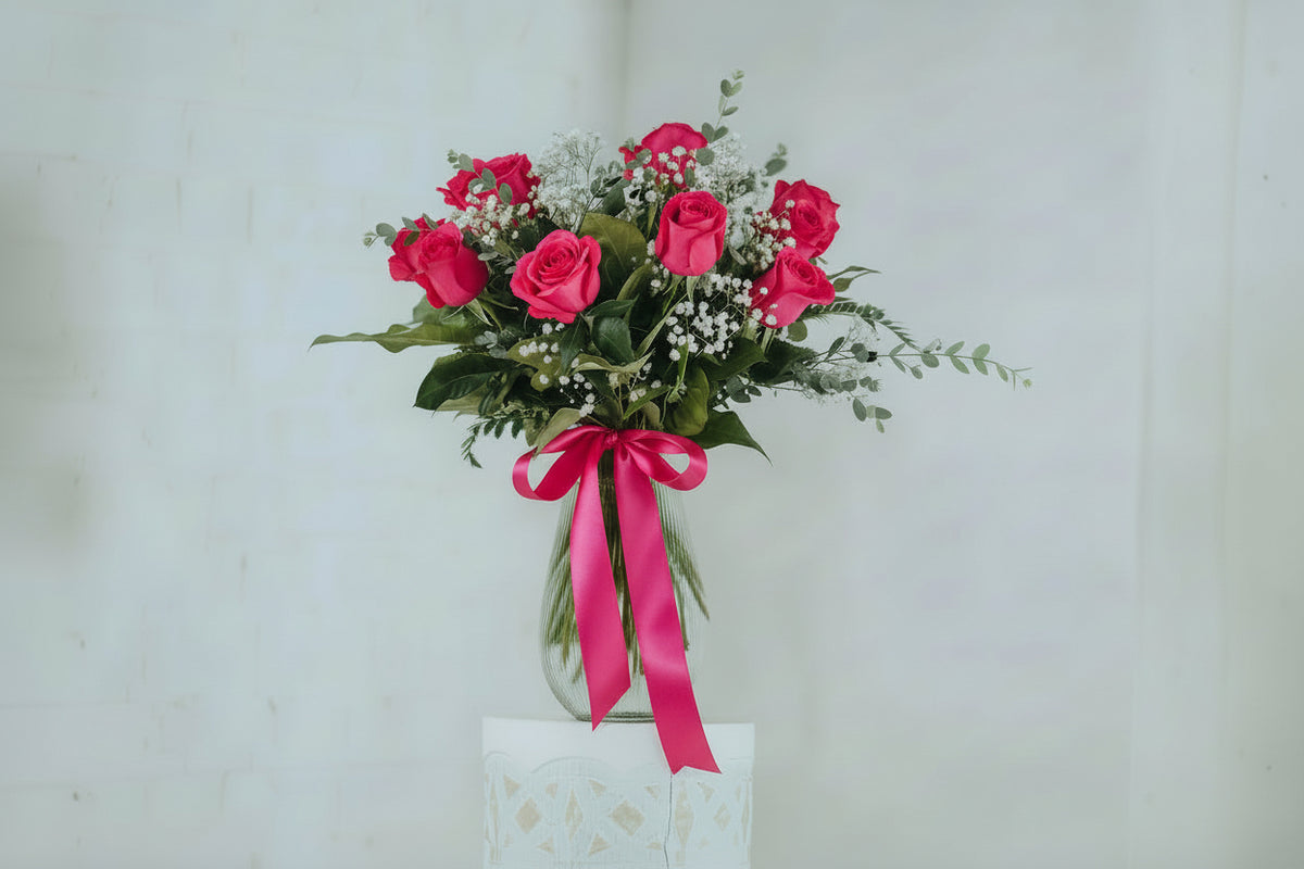 1 Dozen Roses in a Vase w/ Baby's Breath