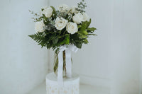 1 Dozen Roses in a Vase