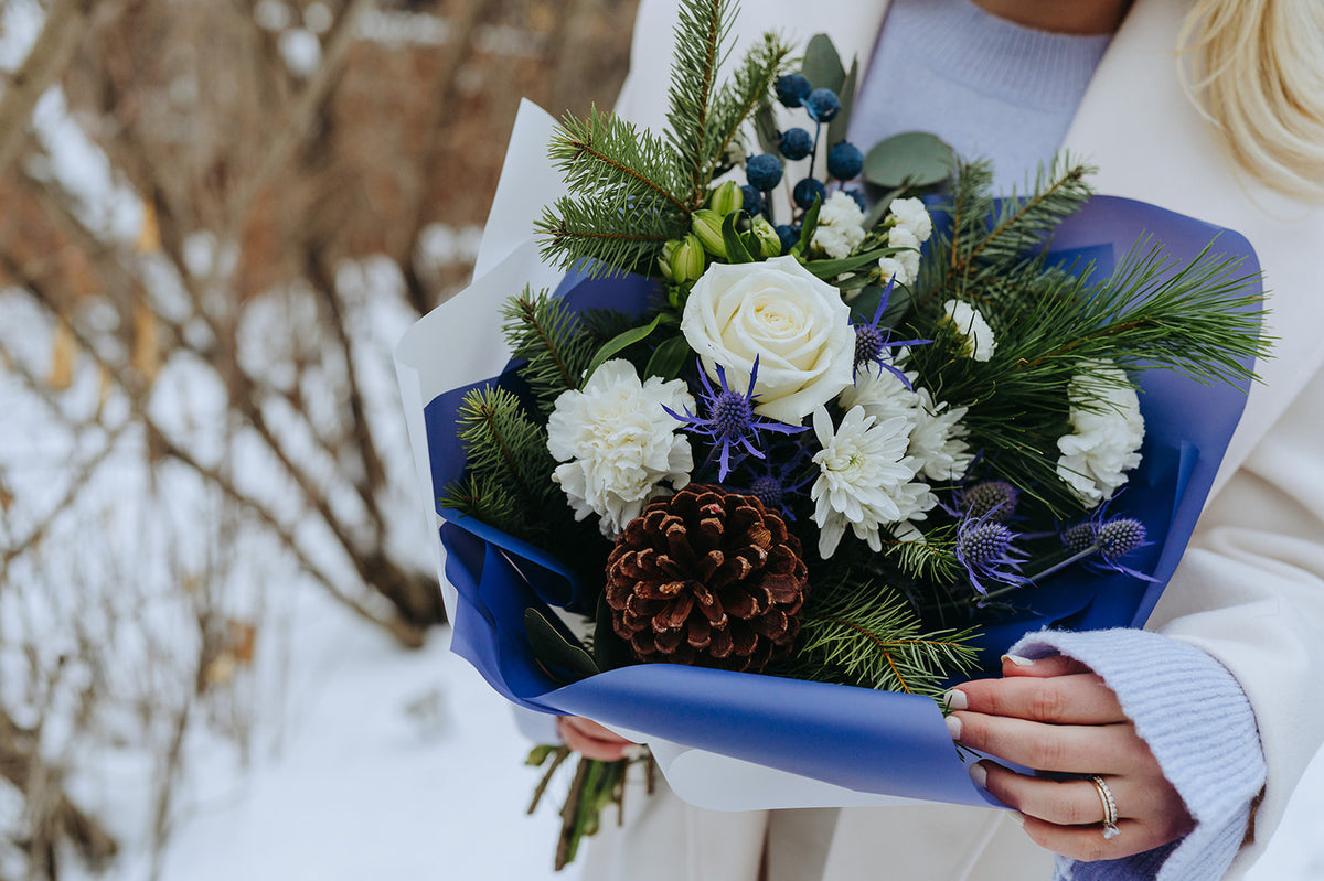 Sunny Snowflakes Bouquet