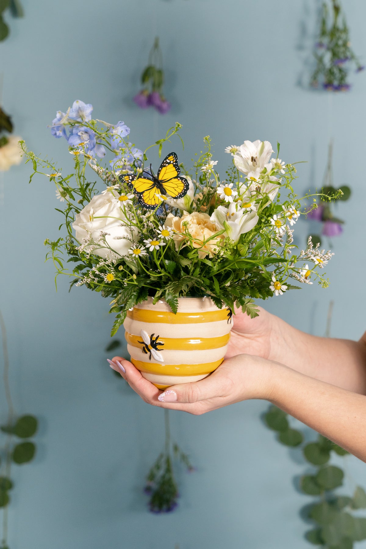 Blue Bee Happy Arrangement
