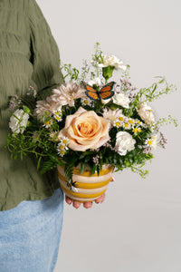 Pink Bee Happy Arrangement