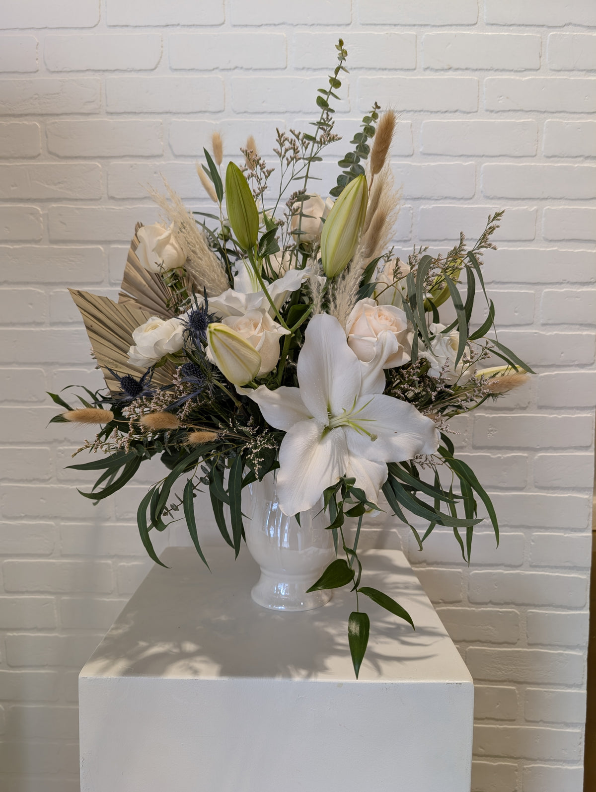 Gentle Remembrance Arrangement