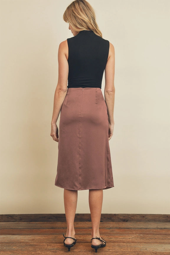Dress Forum: Satin Mauve Slit Skirt