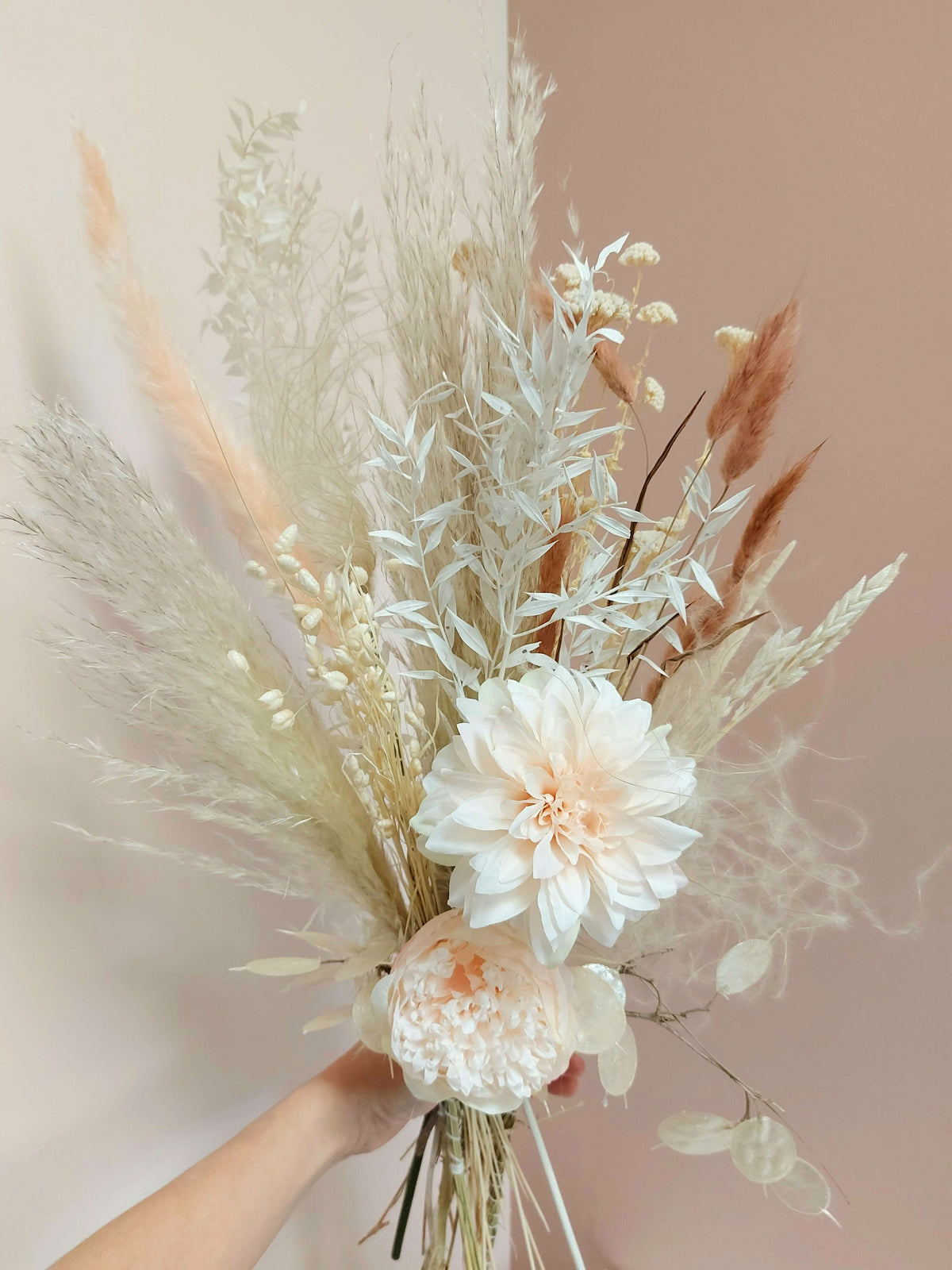 Annabelle - Dried Floral Bouquet_Neutral accents_Dried flowers_The Floral Fixx_The Floral Fixx