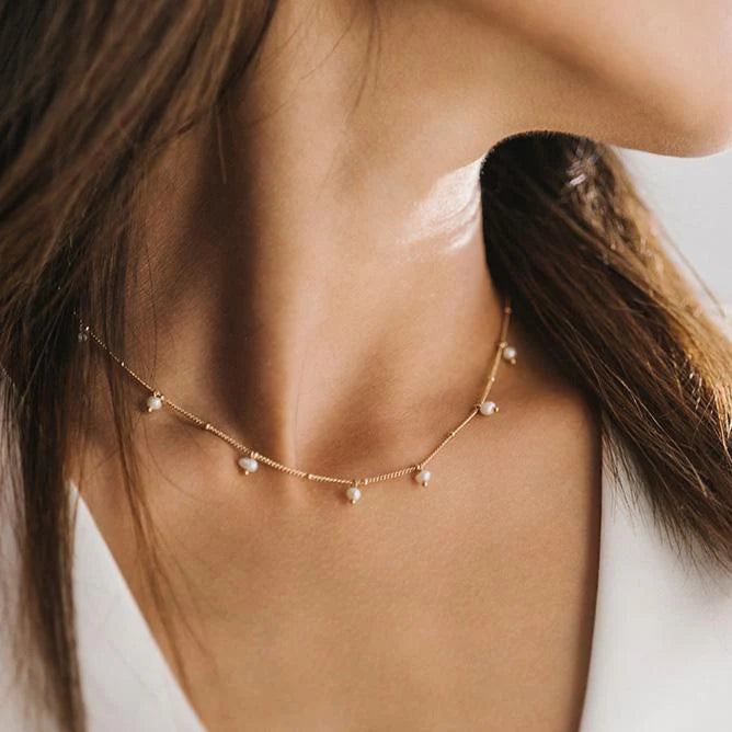Lover's Tempo - Dot Pearl Necklace