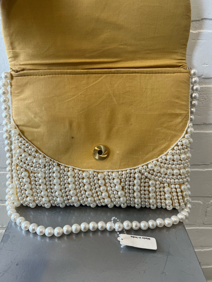 Pearl Shoulder Purse