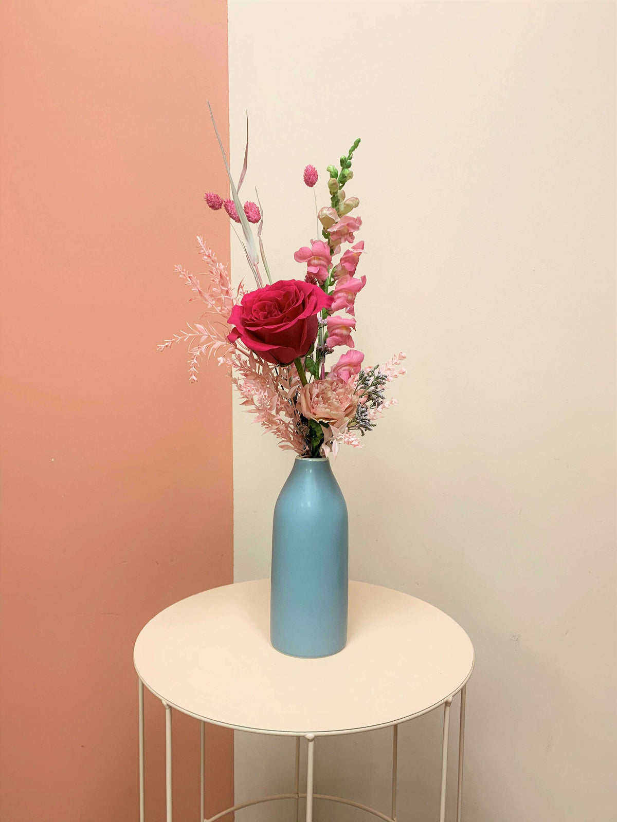 Jelly Bean bud vase_Blue_Flower Arrangement_Floral Fixx Design Studio_The Floral Fixx